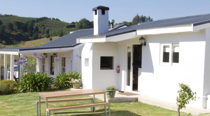 Paul Wallace Wines and Guest Cottages