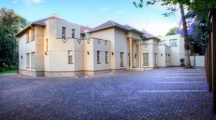 10 2nd Avenue Houghton Estate