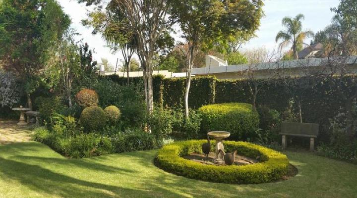 Royal Ridge Guest House