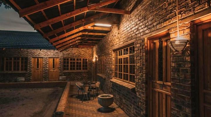 Micarlas Bed and Breakfast