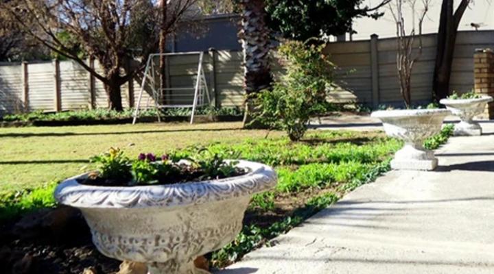 Micarlas Bed and Breakfast