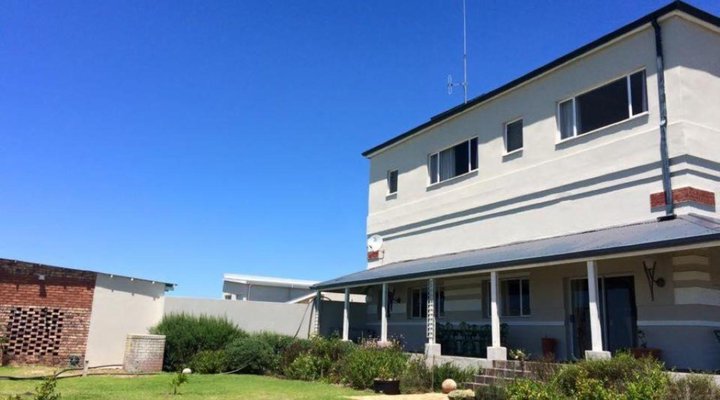 Mountain View Manor Guesthouse