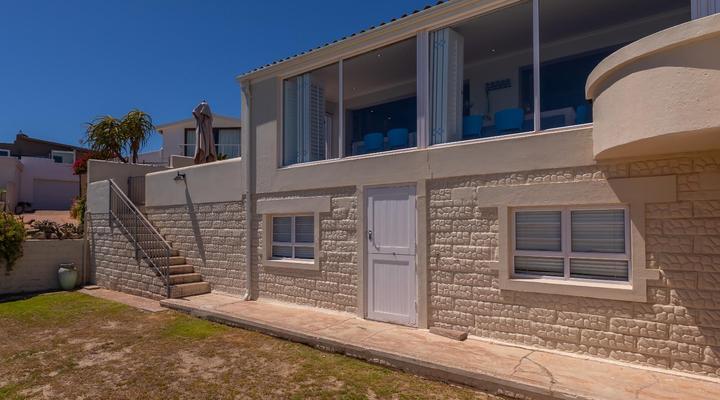 Lagoon Escape Beach Villa