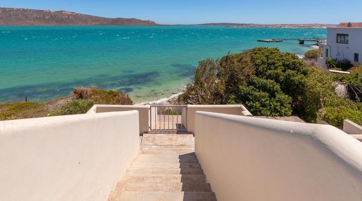 Lagoon Escape Beach Villa