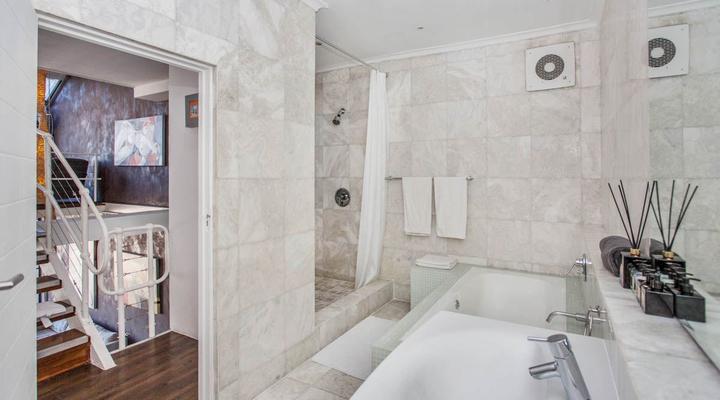 Manhattan Luxury Penthouse with open air Jacuzzi / Hot tub