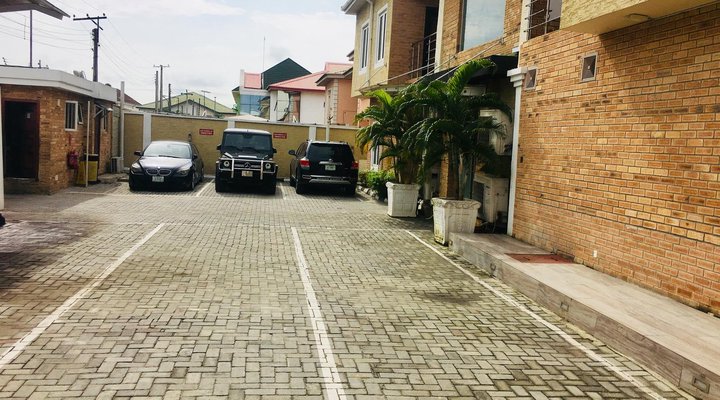 Le Paris Continental Hotel