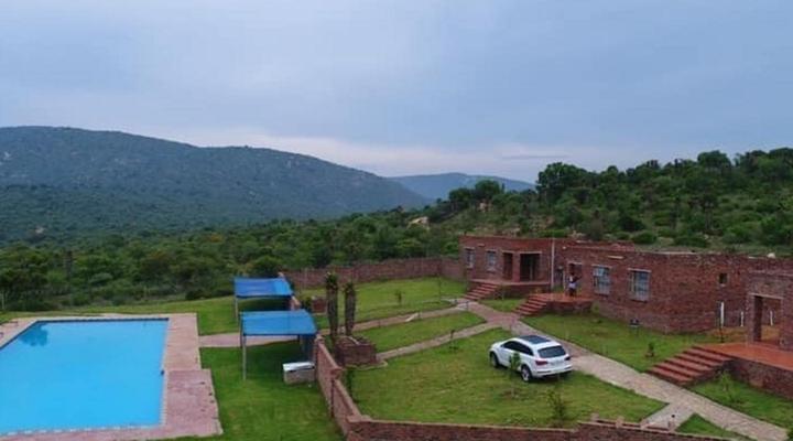 Tshinakie Family Resort Makgeng