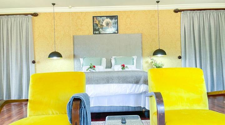 Ikhaya Lesizwe Guest House Bryanston