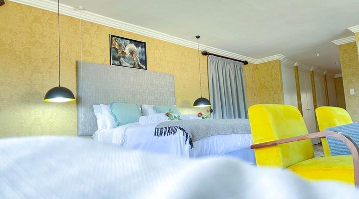 Ikhaya Lesizwe Guest House Bryanston