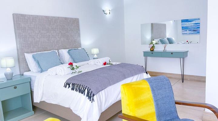 Ikhaya Lesizwe Guest House Bryanston