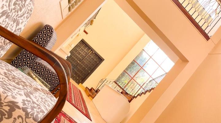 Ikhaya Lesizwe Guest House Bryanston