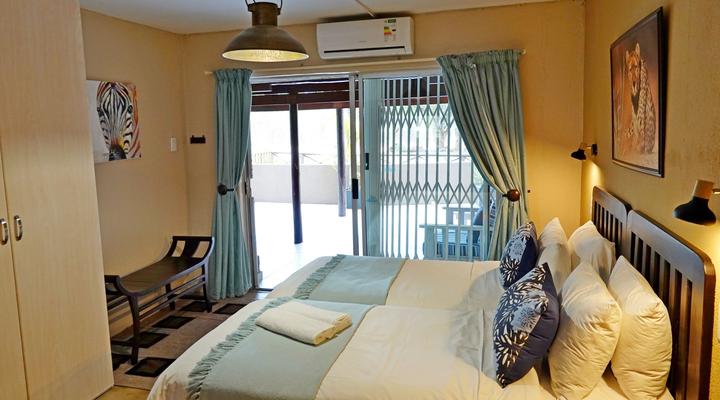 Tau Self-catering House