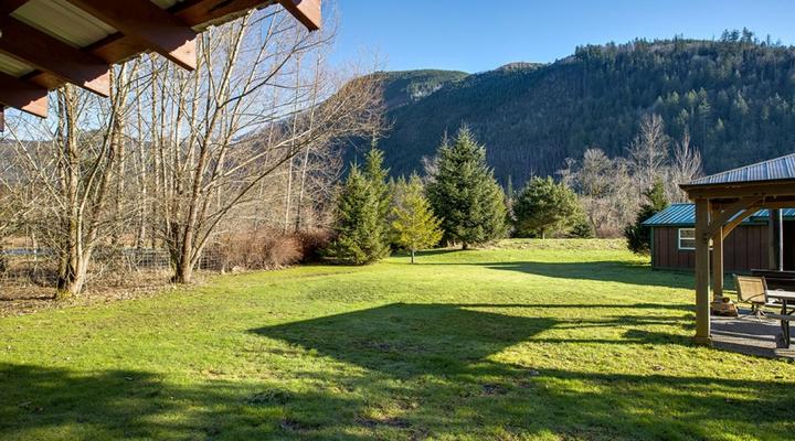 #72 Maple Falls Cabin