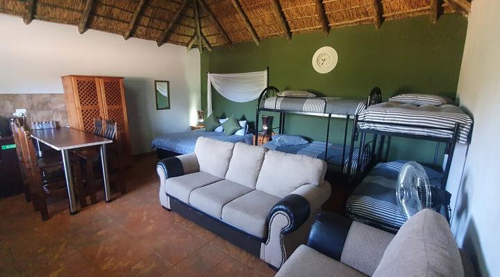 Tava Lingwe Game Lodge & Wedding Venue