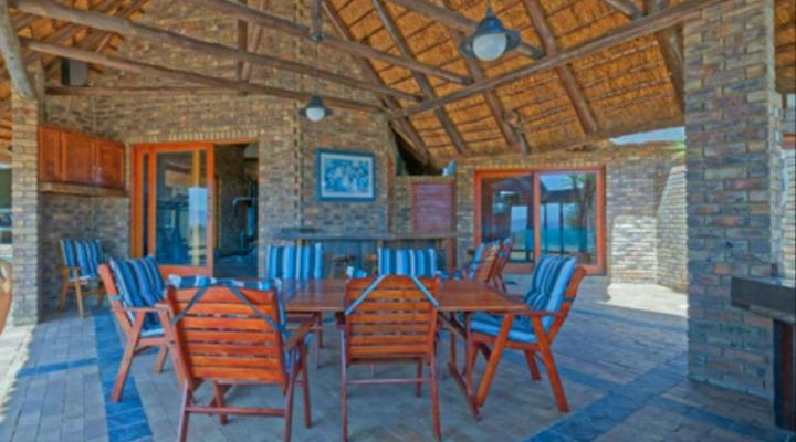 Entokozweni Game Lodge
