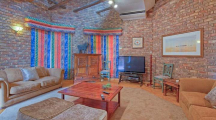 Entokozweni Game Lodge