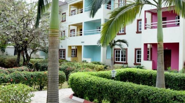 Deluxe Suites Superior Accommodation