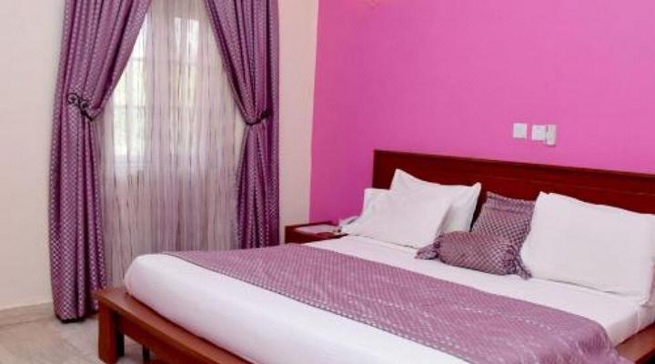 Deluxe Suites Superior Accommodation