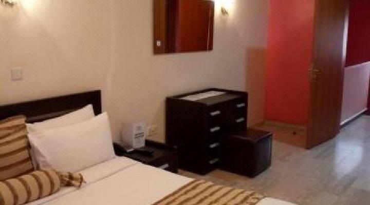 Deluxe Suites Superior Accommodation