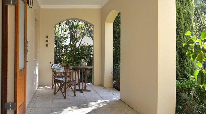 Petit and Grande Plaisir