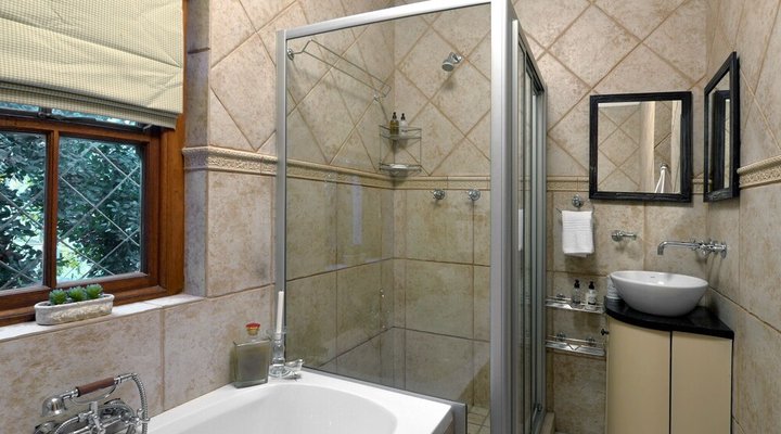 Petit and Grande Plaisir