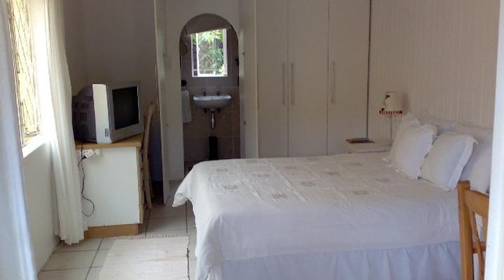 At Eezze Self-catering Nahoon