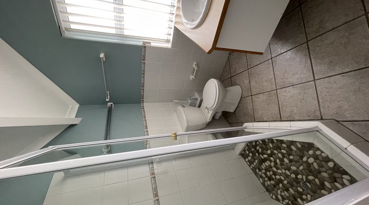 Britannia Beach Self-catering Apartment