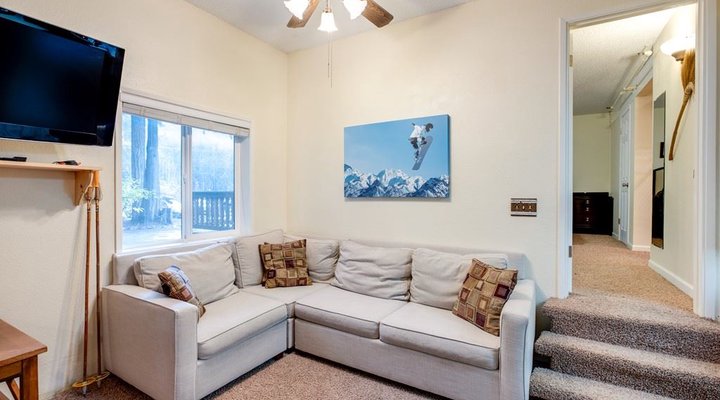 Snowline Lodge Condo #36