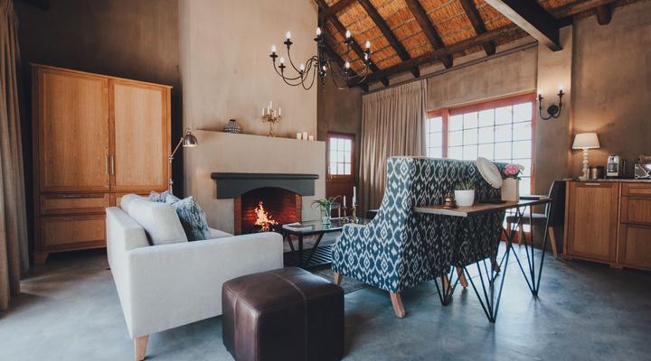 Beausoleil - Pool View