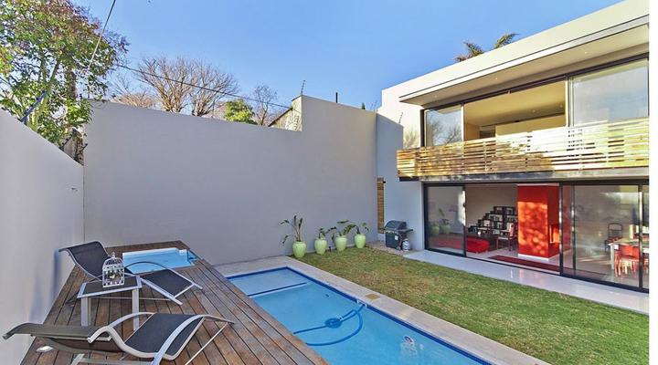 Modern Family Home in Parkhurst