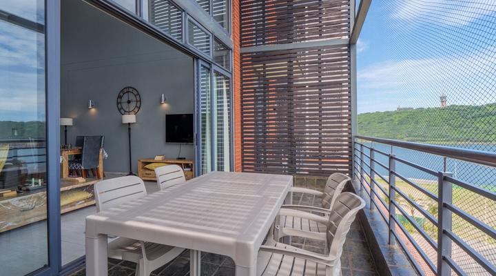 4 Sleeper Stunner @516 Point Bay