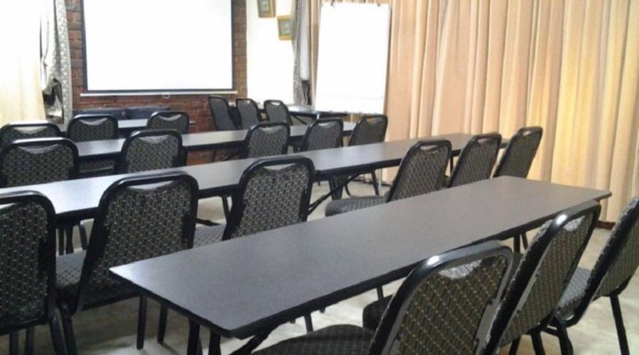 Roosfontein Bed and Breakfast and Conference Room