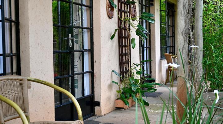 Kulanga Cottages Bed & Breakfast