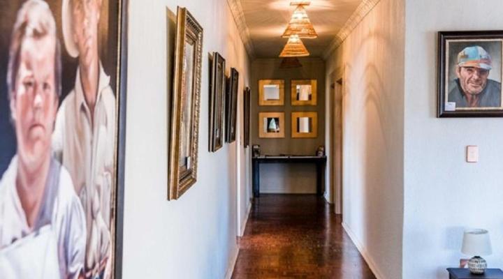 Le Petit Chateau Guest House