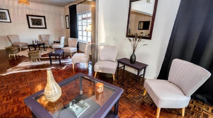 Le Petit Chateau Guest House