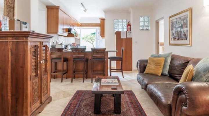 Bantry Beach Luxury Suites