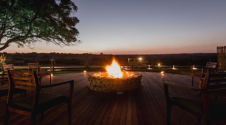 Hlosi Game Lodge - Amakhala Game Reserve