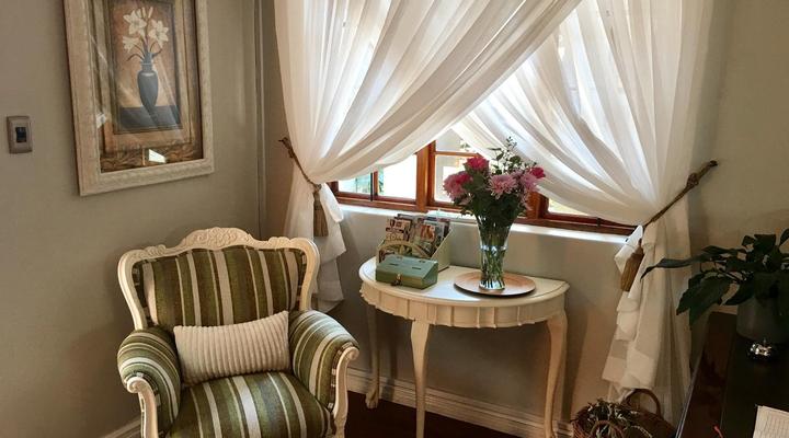 Dunvegan Execu Lodge