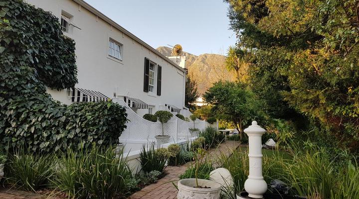 Maison Chablis Guest House