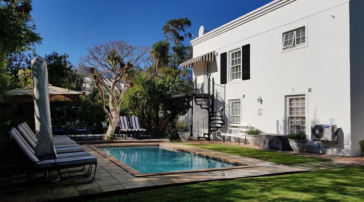 Maison Chablis Guest House