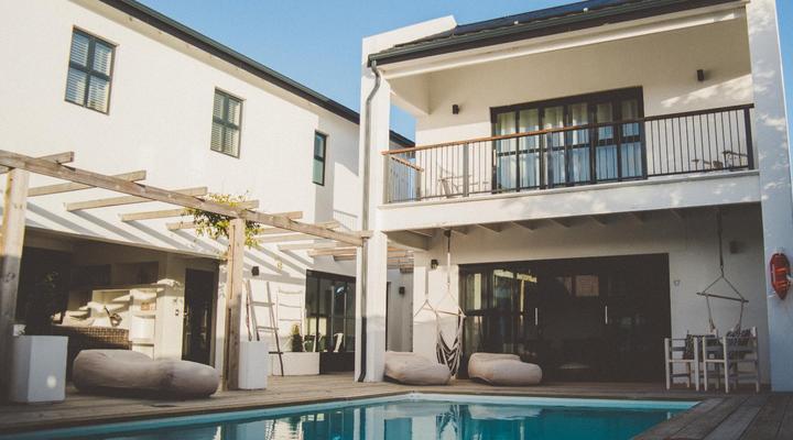 Whale Rock Luxury Lodge