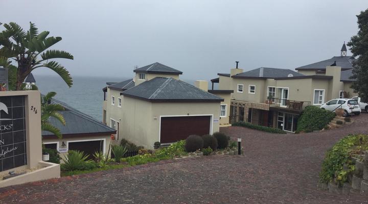 Brenton On Rocks Guest House