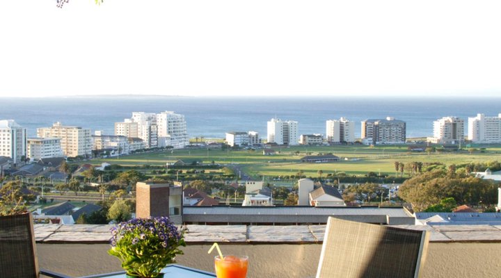 121 Ocean View Drive Studio Apartment