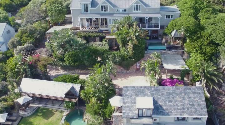 African Violet Guest Suites