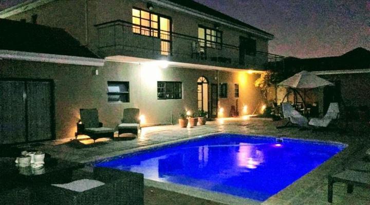 La Roche Guest House