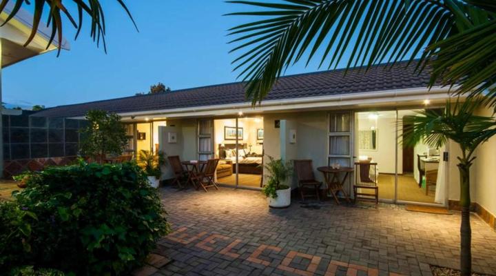 Hobiebeach Guest House