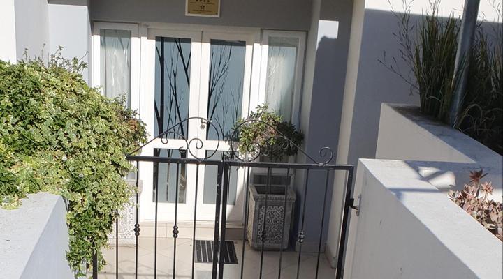 Apple and Spice Guest House