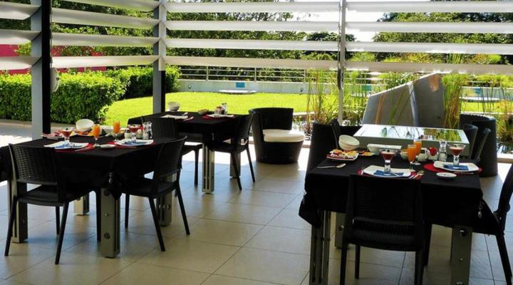 Serene-estate Guesthouse