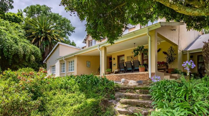 Porcupine Ridge Guest House