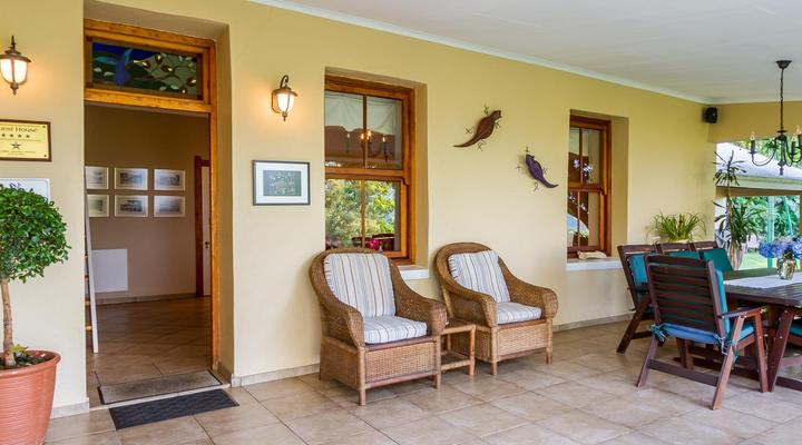 Porcupine Ridge Guest House